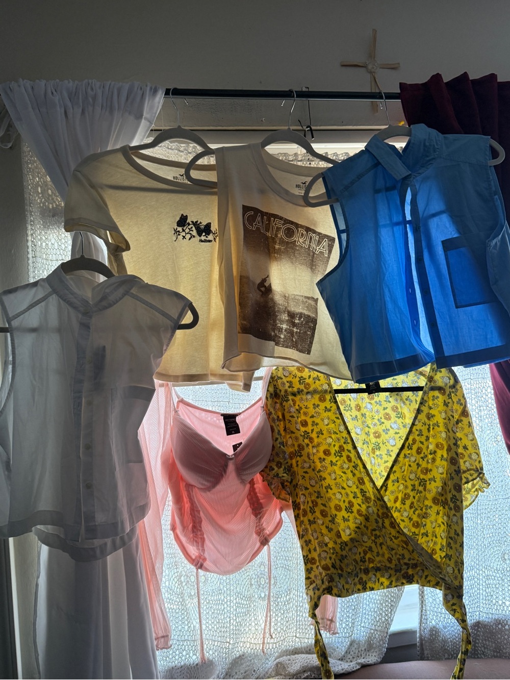 Hollister and Hot Topic Women’s Tops Bundle